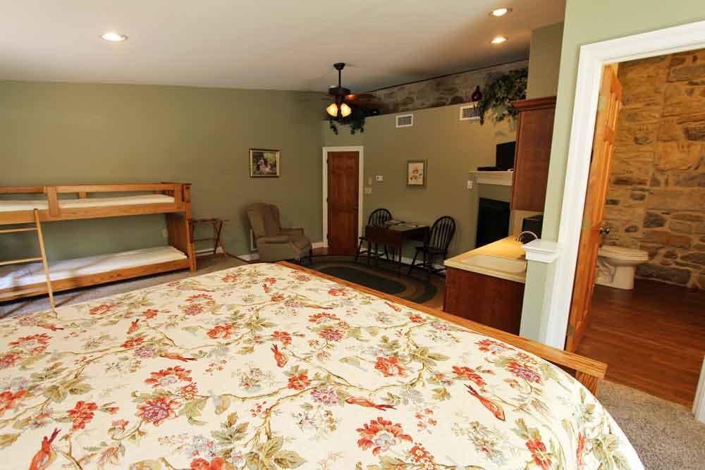 Rocky Acre Farm Bed & Breakfast Mount Joy Esterno foto
