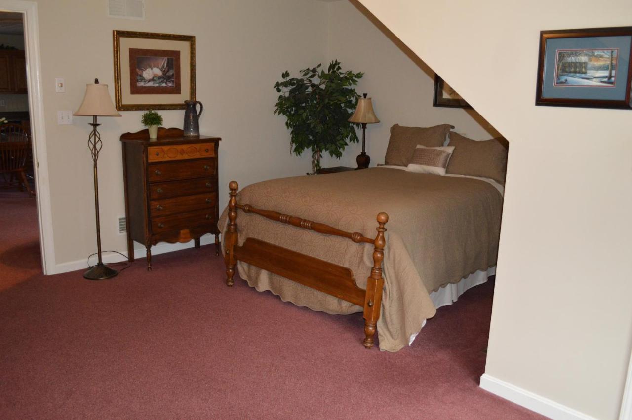 Rocky Acre Farm Bed & Breakfast Mount Joy Esterno foto